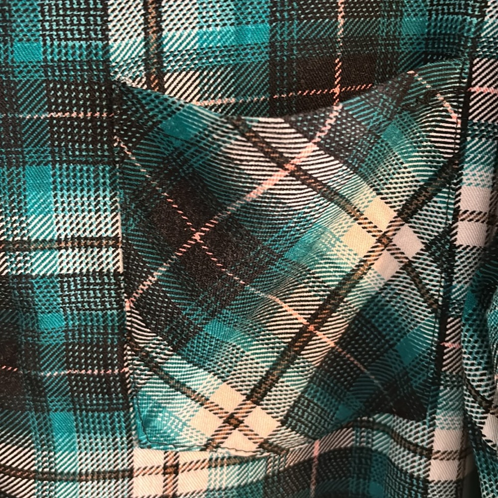 Women’s button up top - Picture 4 of 5